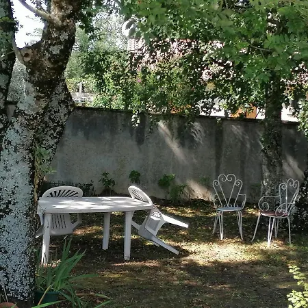 Bed & Breakfast Les Fontaines Aussillon